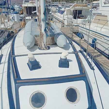 Marina Oasis, Your Boatel Пуэрто-Калеро Экстерьер фото